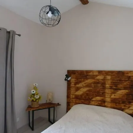 Ferienhaus De Maison Et Piscine Dans Un Domaine Viticole Montbrun-des-Corbières