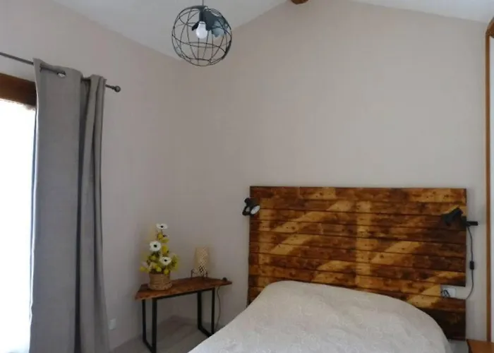 Casa vacanze De Maison Et Piscine Dans Un Domaine Viticole Montbrun-des-Corbières